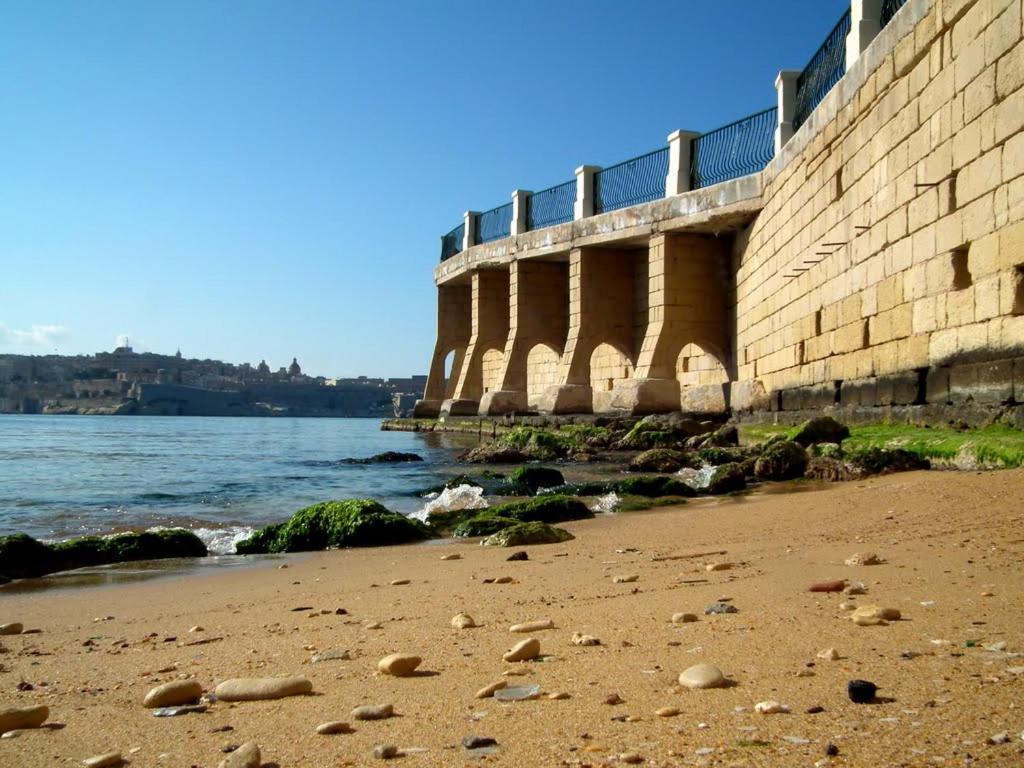 Kalkara Cosy 2 Bedroom Maisonette Dış mekan fotoğraf